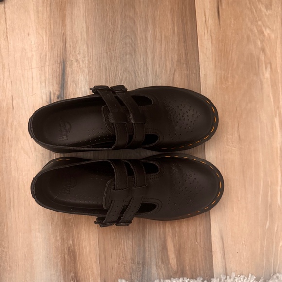 Dr Martens Smooth Leather Mary Janes 8065 size 7 - Picture 2 of 4